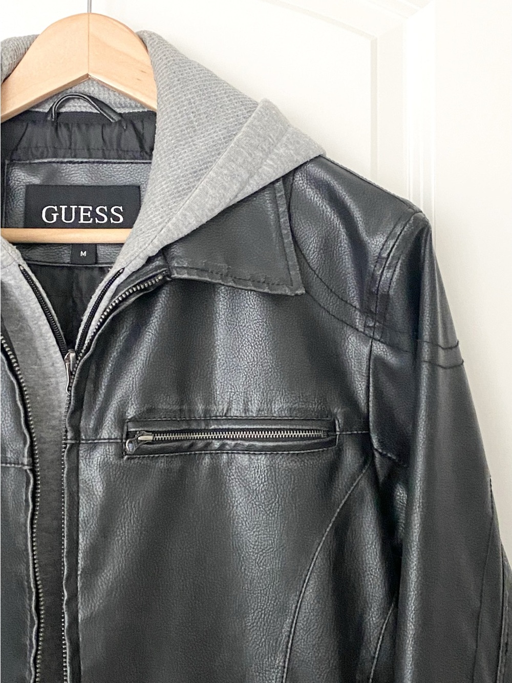 GUESS Men’s Medium Black Faux Leather Moto Jacket Removable Gray Hoodie EUC